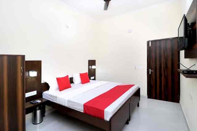 Hotel Sharnam